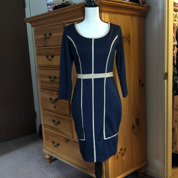 The Limited Dresses & Skirts - New Listing: NWT, small, Limited dress. Navy/tan.